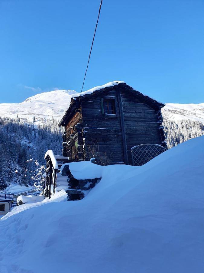 Gîte pour 5 personnes, avec vue à Bourg-Saint-Pierre - 4