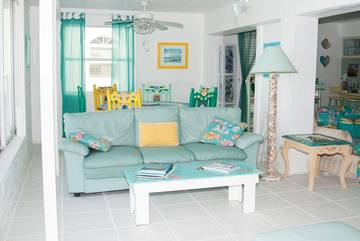 Vacation House for 6 Guests in Bonita Bay, Barefoot Beach, Picture 1