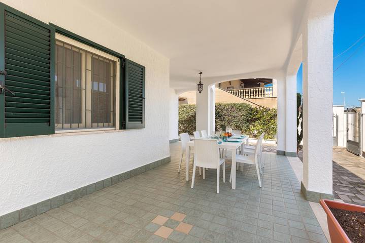 Maison d’hôte pour 10 personnes avec jardin in Campomarino di Maruggio, Campomarino (Pouilles)