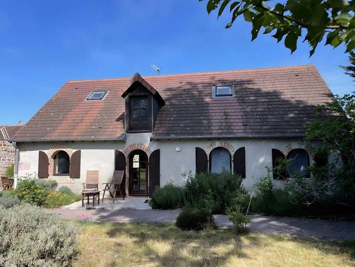Gîte pour 5 personnes, avec Jardin à Maillet