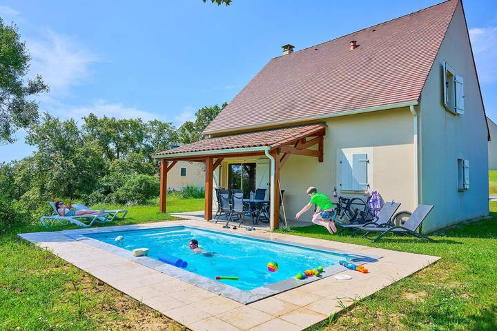 Maison de vacances pour 6 personnes, avec Jacuzzi ainsi que Terrasse et Piscine