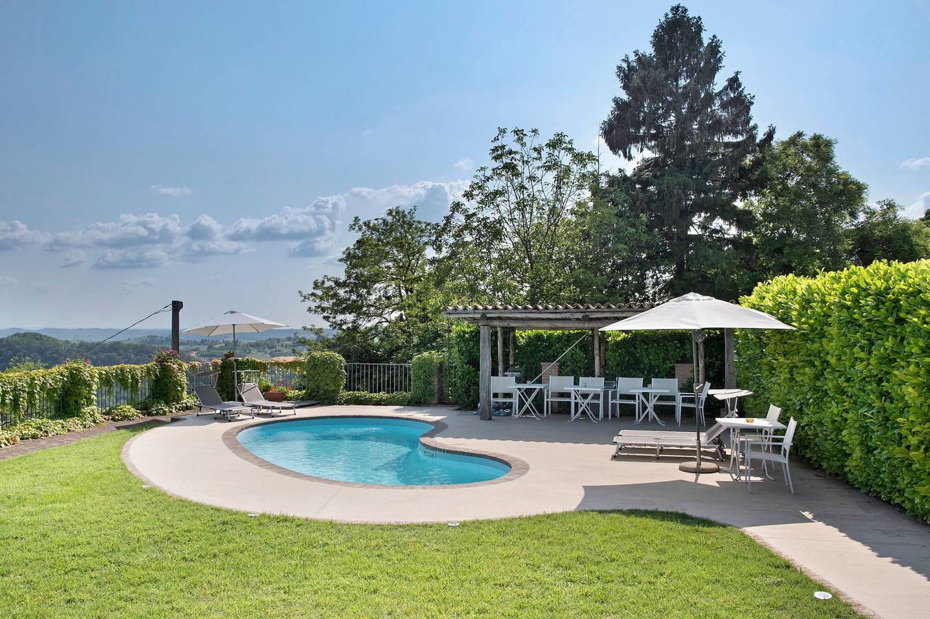 Villa 'Casa Voglietti' with Private Pool, Wi-Fi and Air Conditioning in Murisengo, Alessandria provins