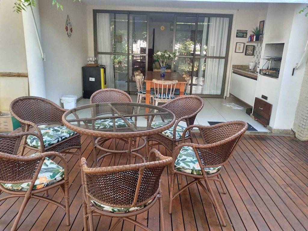 Vilage Duplex mit 115m2 mit 3 Schlafzimmern (2 Suiten) in Wohnanlage. in Itacimirim, Camaçari