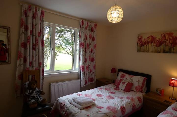 Lochside with beach access uninterrupted views of spectacular Highland Mountains in Highlands