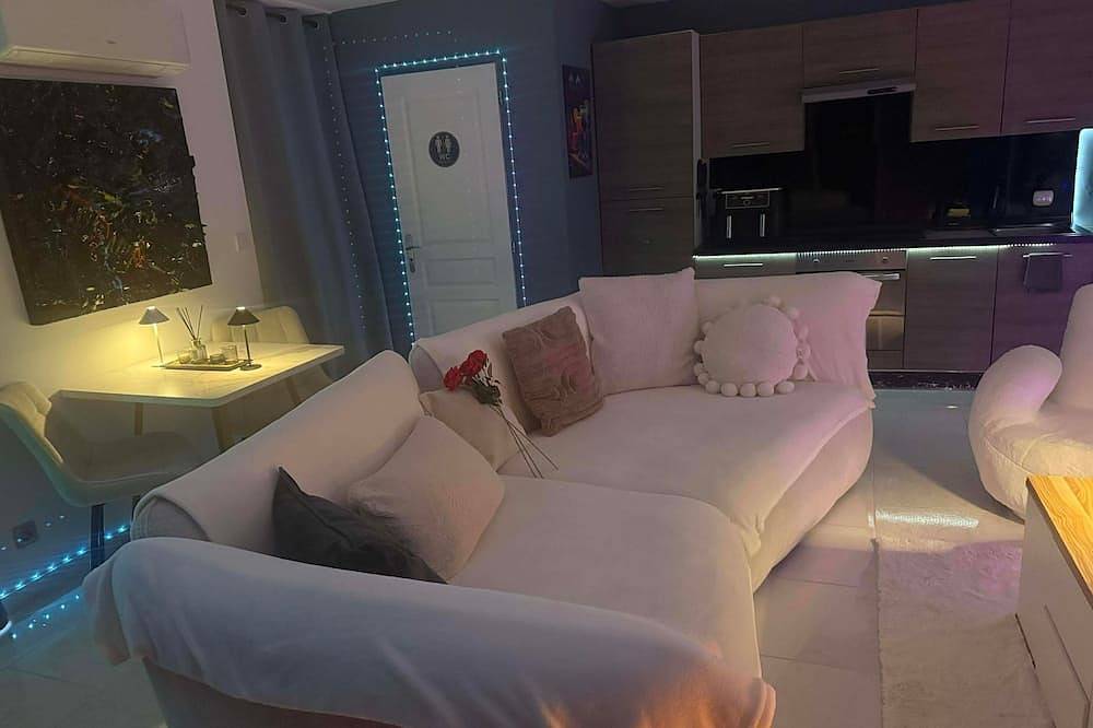 Maison cosy avec piscine et double cosy avec in La Machine, Nièvre