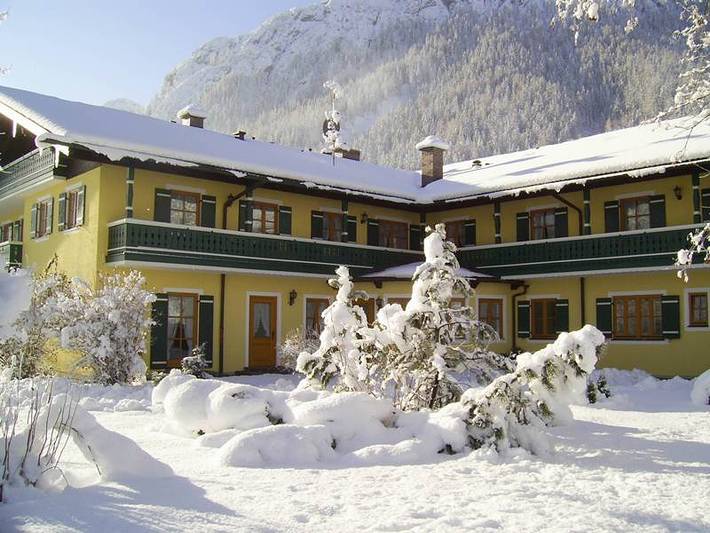 Ganze Ferienwohnung, Landhaus Waldhauser - Ferienwohnung Nr. 15, 1-2 Personen, 33 qm, Wohn-/Schlafraum, Balkon in Schönau am Königssee, Berchtesgadener Alpen