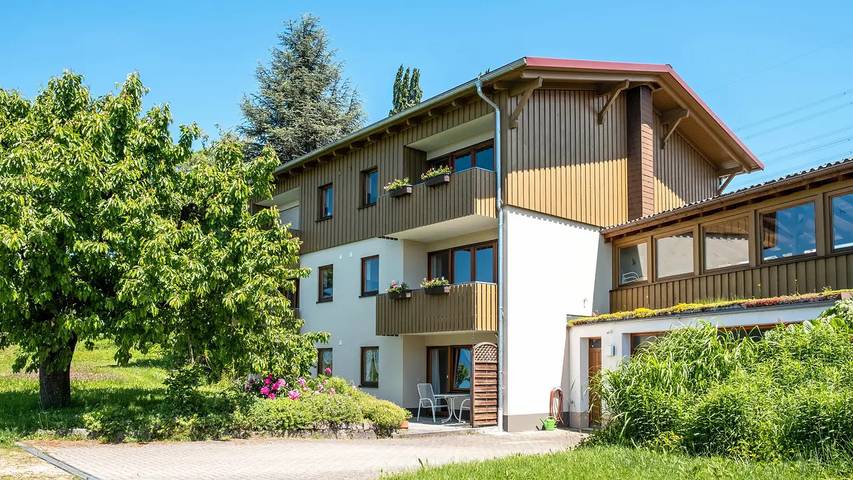 Ferienwohnung für 2 Personen, mit Garten und Terrasse in Bad Bellingen - 2