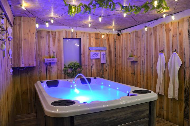 Monolocale intero, Il loft di Can Padrosa con jacuzzi-spa privata in Riumors, Upper Empordà