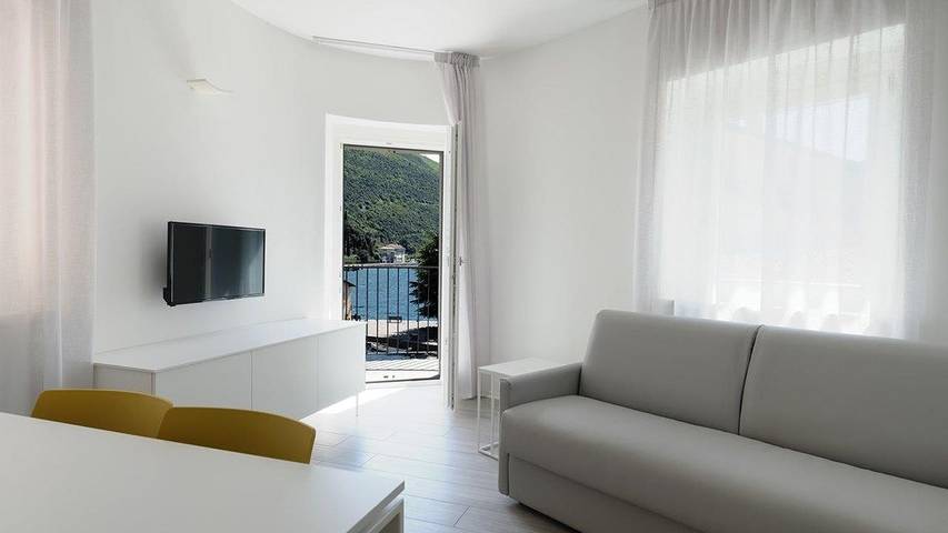 Apartamento de vacaciones para 2 personas, con balcón y vistas al lago - 1