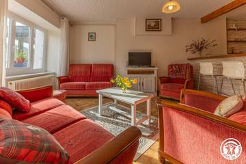 Maison De Vacances pour 5 Personnes dans Murol, Région de Besse-et-Saint-Anastaise, Photo 1