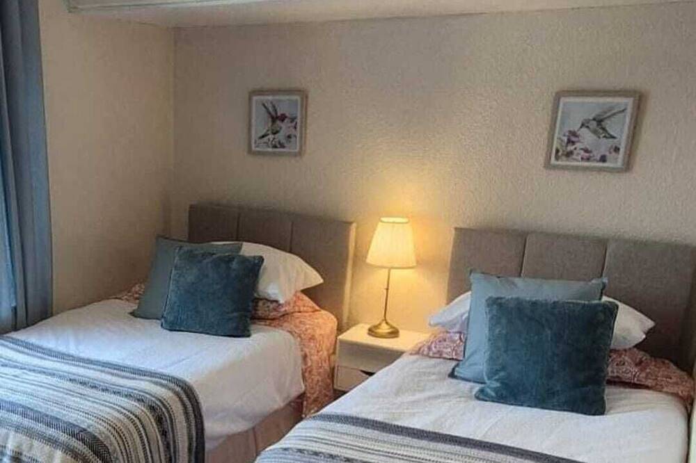 Hot Tub Cottage Near Mourne Mountains | Sleeps 6 + Infants, Pet-Friendly in Grafschaft Down