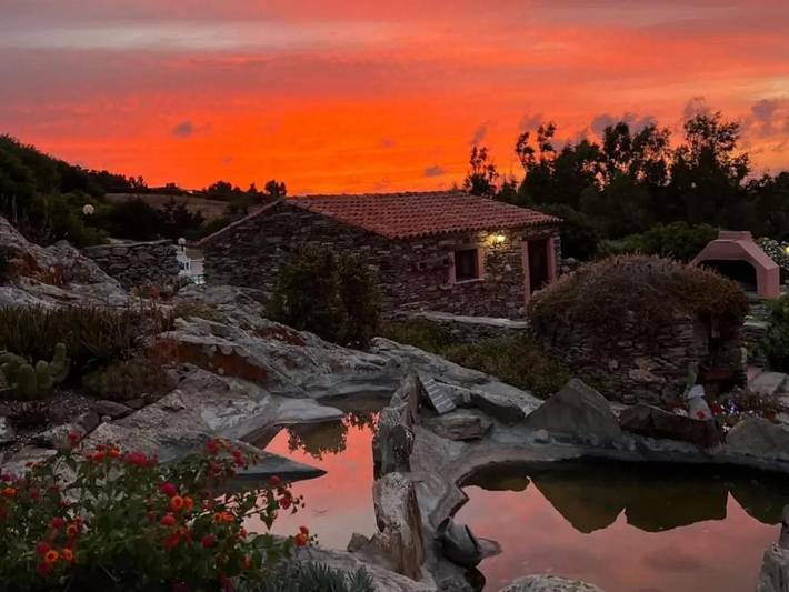 Location de vacances pour 7 personnes, avec piscine ainsi que jardin et vue à Sassari - 3