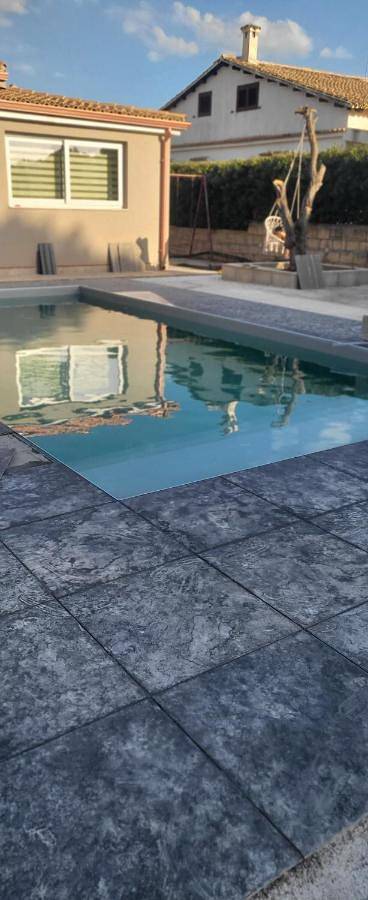 Appartamento vacanze per 3 persone, con piscina e giardino, con animali domestici a Siracusa