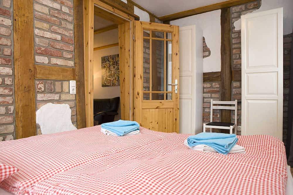 Ganze Wohnung, Westwind, 1. Og Langenstr. 41a - Gohr- Ferienwohnungen in Ozeaneum Stralsund, Stralsund