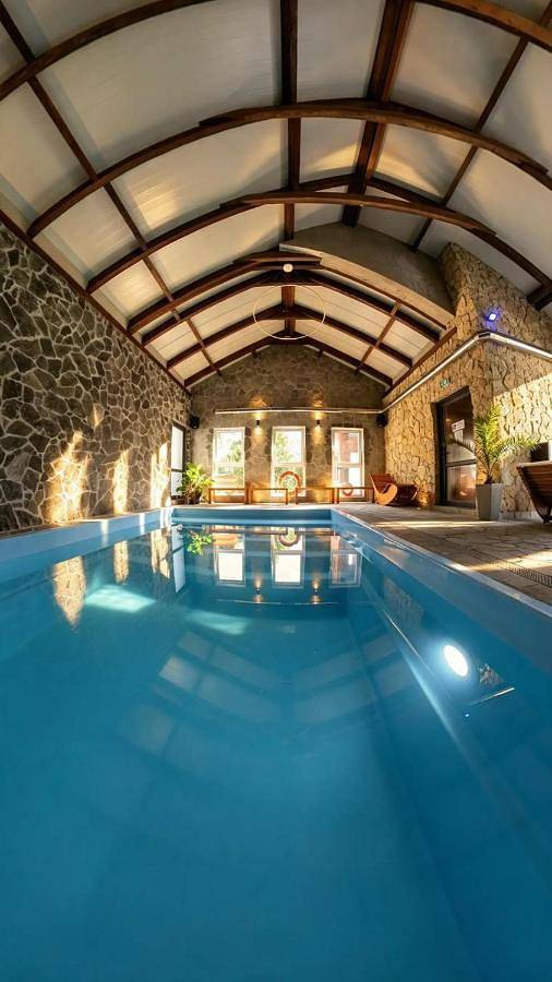 Bed & breakfast dla 4 osób, z Taras i Jacuzzi oraz Ogród i Basen w Krynica-Zdrój