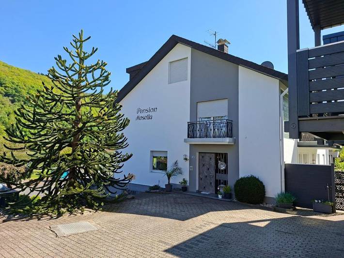 Ferienhaus für 2 Personen, mit Balkon und Terrasse sowie Garten und Ausblick in Sankt Aldegund - 3