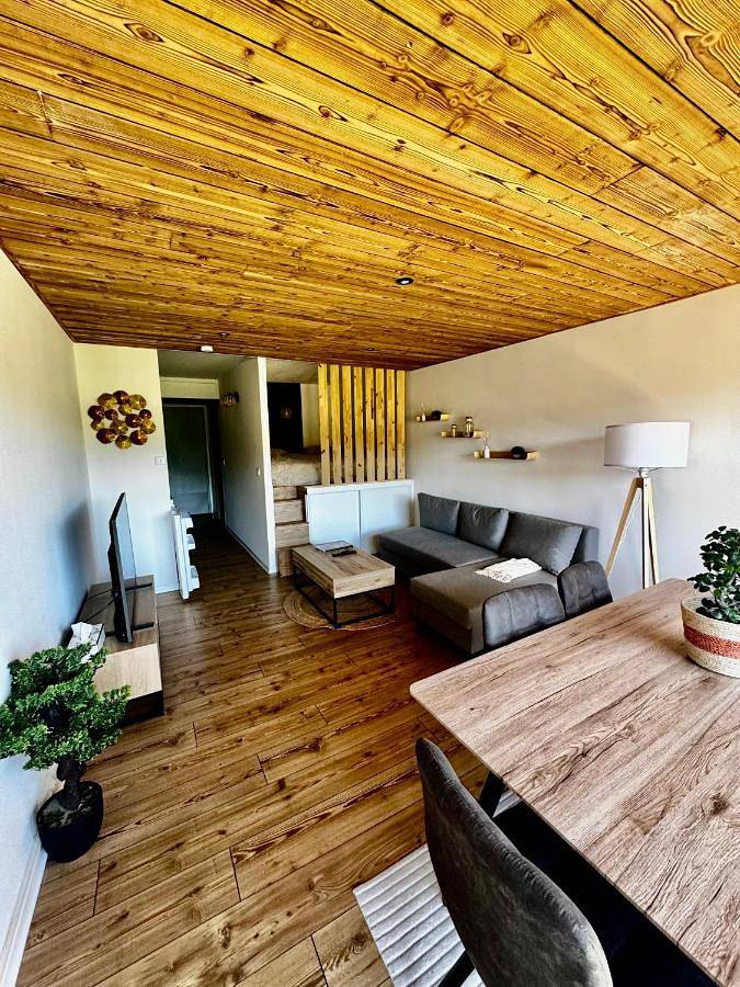 Gîte pour 4 personnes, avec vue et balcon dans Office De Tourisme Des Hopitaux Neufs