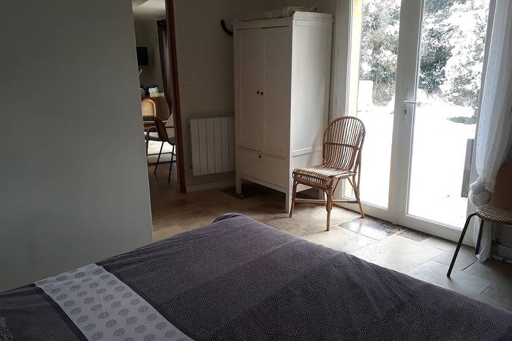 Gîte pour 4 personnes, avec jardin ainsi que piscine et terrasse à Le Beausset - 3