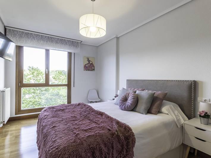 Apartamento para 5 personas, con Vistas al lago en Baracaldo