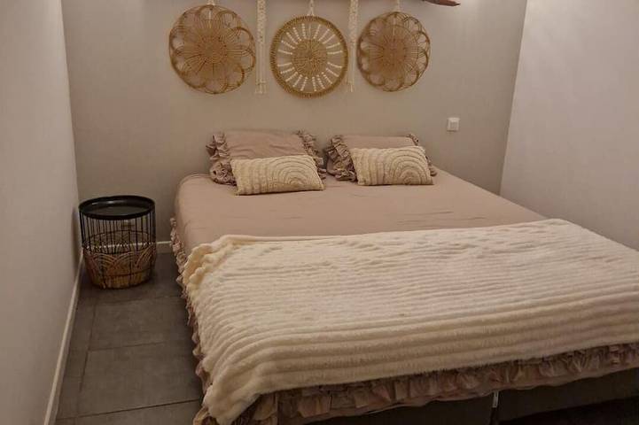 Gîte pour 6 personnes, avec piscine, animaux acceptés à Saint-Hilaire-de-Brethmas - 2