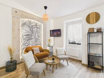 Location de vacances pour 4 personnes, avec terrasse à Montignac