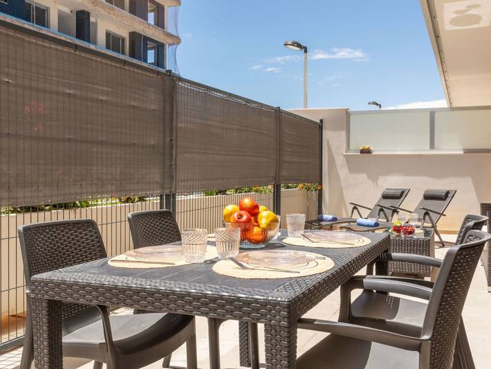 Gîte pour 4 personnes, avec jardin et piscine à Cabanes - 3