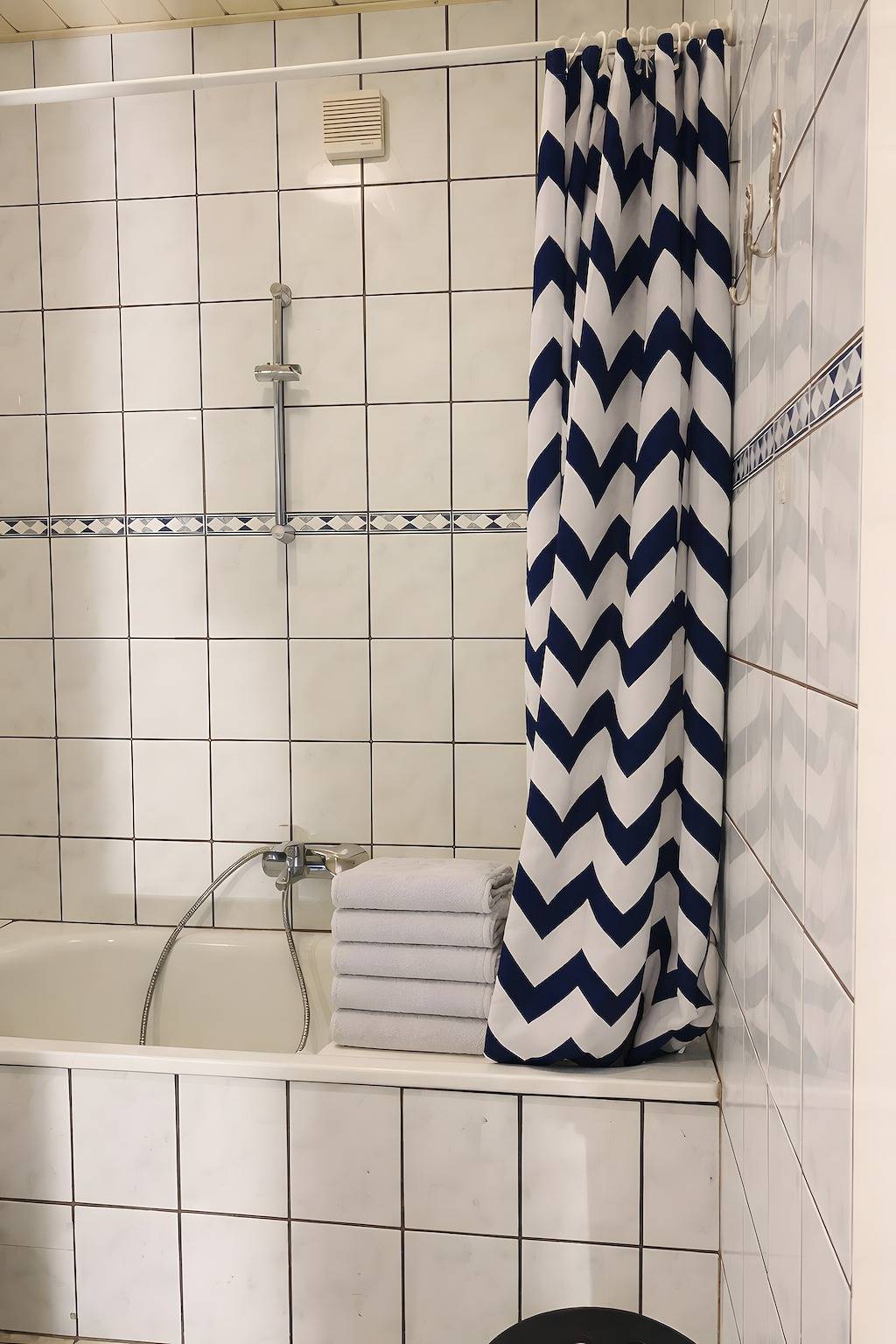 Apartamento entero, Moderno apartamento cerca de Düsseldorf (Neuss) con 2 camas de 140 cm y Netflix in Neuss, Rhein-Kreis Neuss