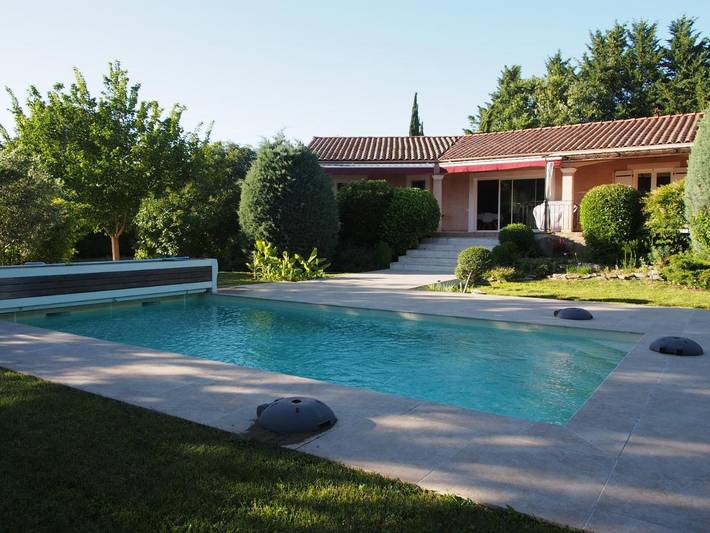 Location de vacances pour 6 personnes, avec piscine ainsi que jardin et vue à Logrian-Florian - 2