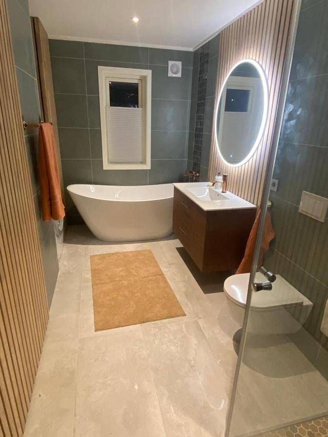 Lovely house on 1 flat with 2 terraces in Hamar