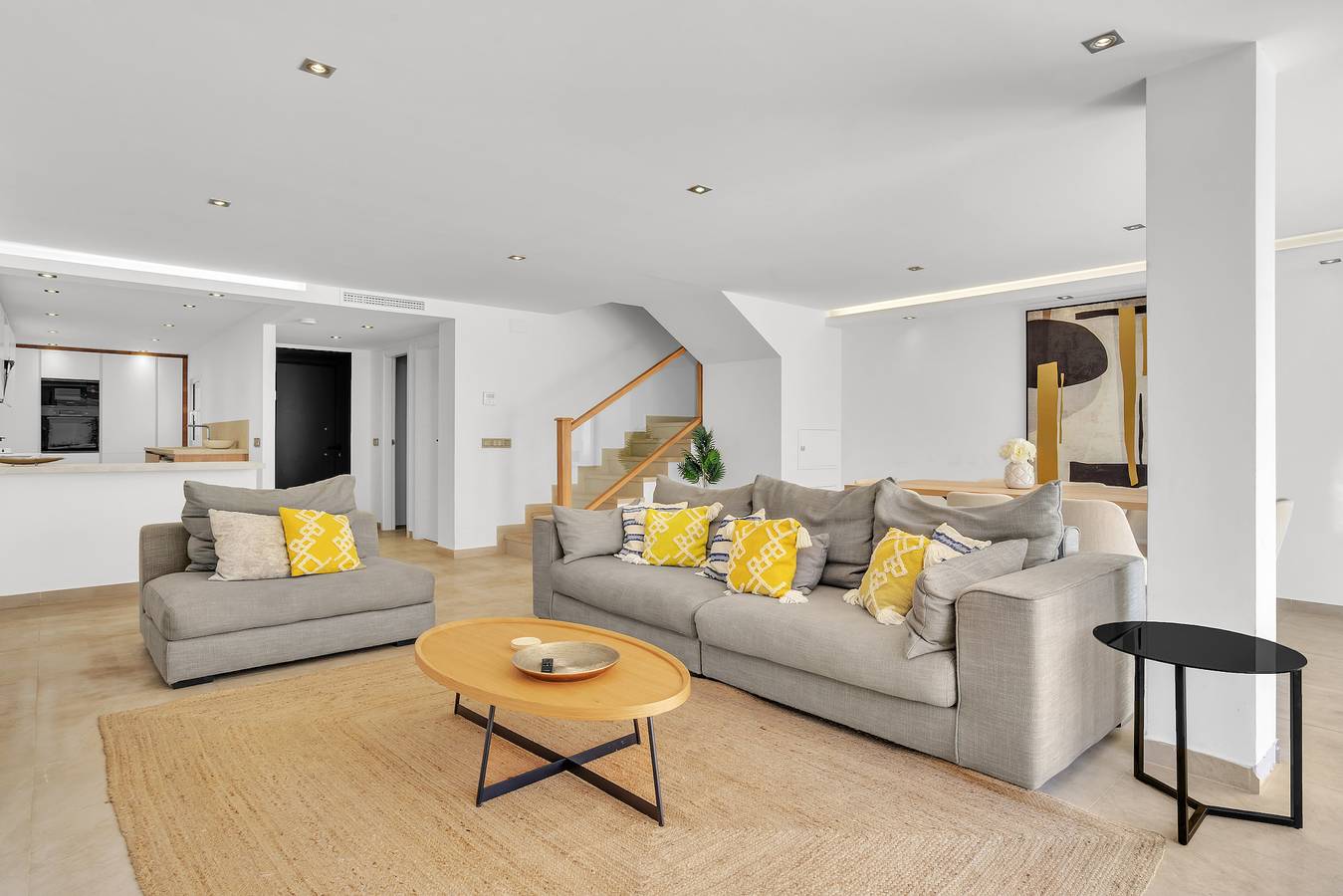 Feriehus for 11 personer med hage in Playa de Casablanca, Marbella