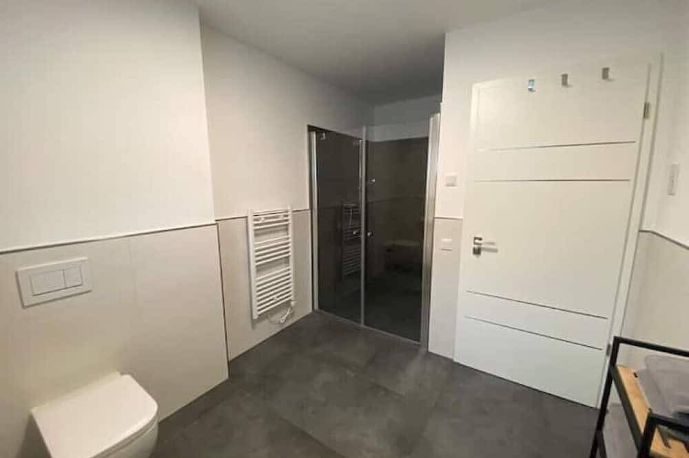 Ganze Wohnung, Luxuri√∂se Wohnung am Flussufer mit Infrarotsauna in Echternacherbrück, Eifelkreis Bitburg-Prüm