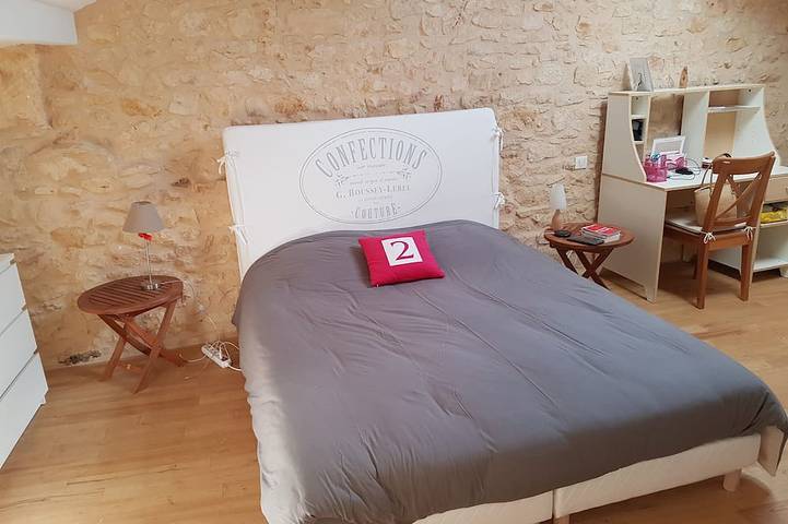 Location de vacances pour 12 personnes, avec jardin et terrasse à Mauzac-et-Grand-Castang - 2