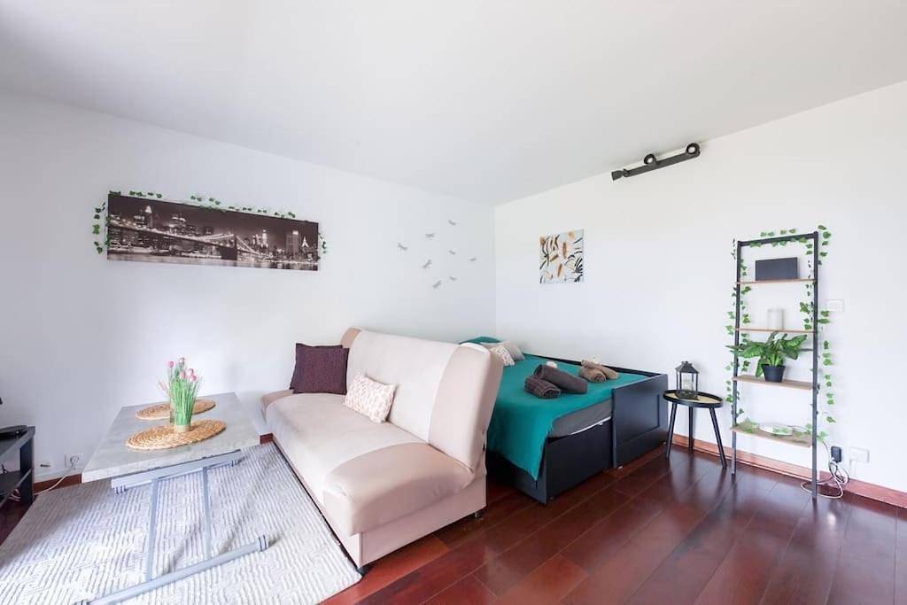Appartement entier, Le Jardin du Raincy Paris/Disney Jo 2024 in Le Raincy, Seine-Saint-Denis