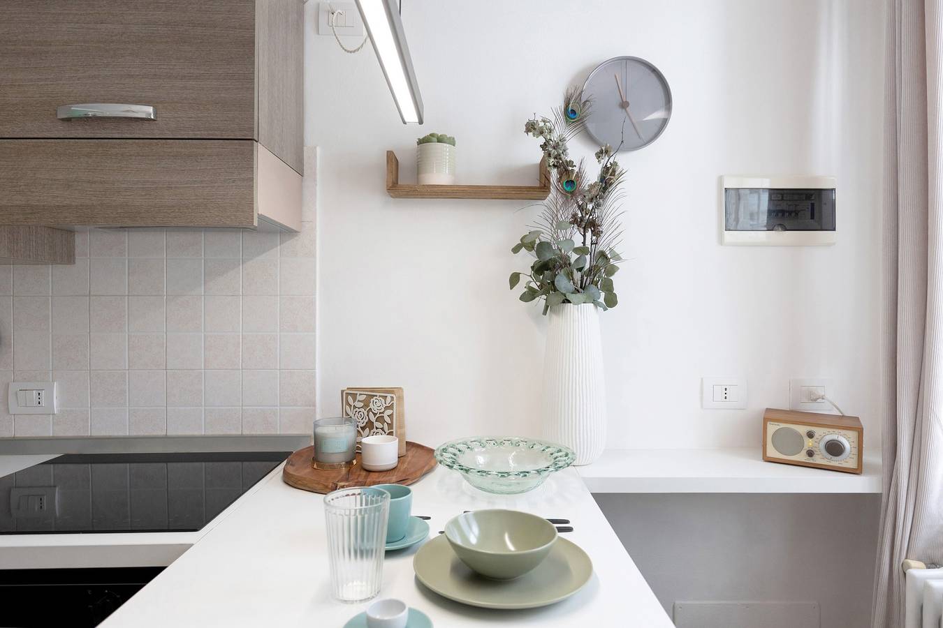 Monolocale intero, Monolocale 'Il Sire - Casa Vacanza' con terrazza privata, Wi-Fi e aria condizionata in Rivoltella del Garda, Desenzano del Garda