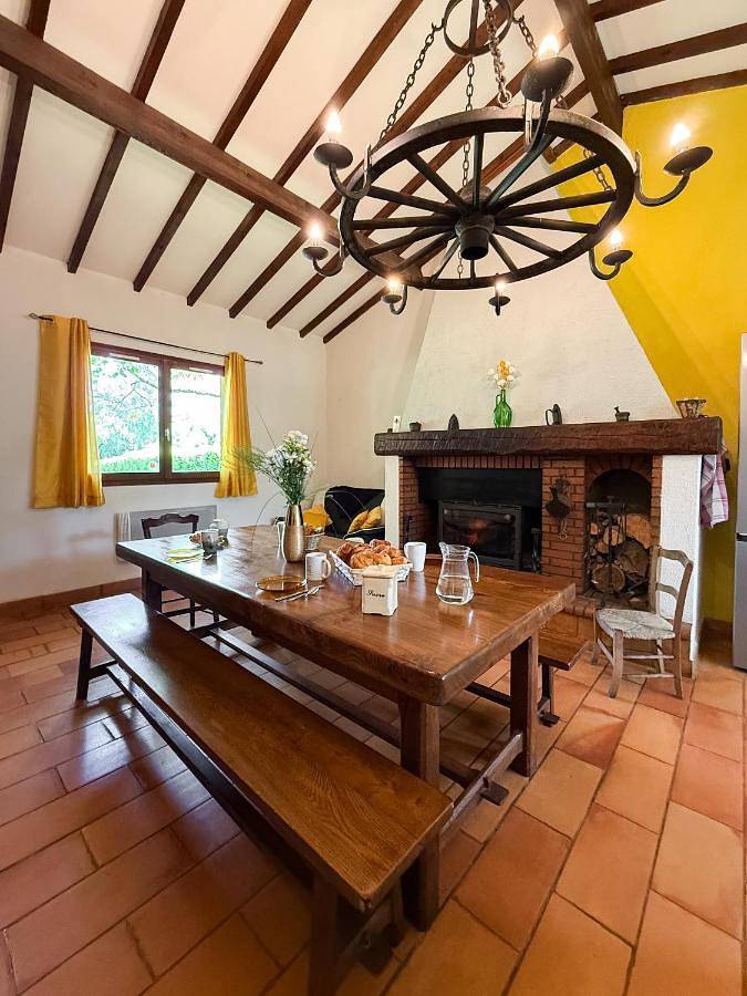 Location de vacances pour 5 personnes, avec vue et jardin à Rieux-de-Pelleport - 4