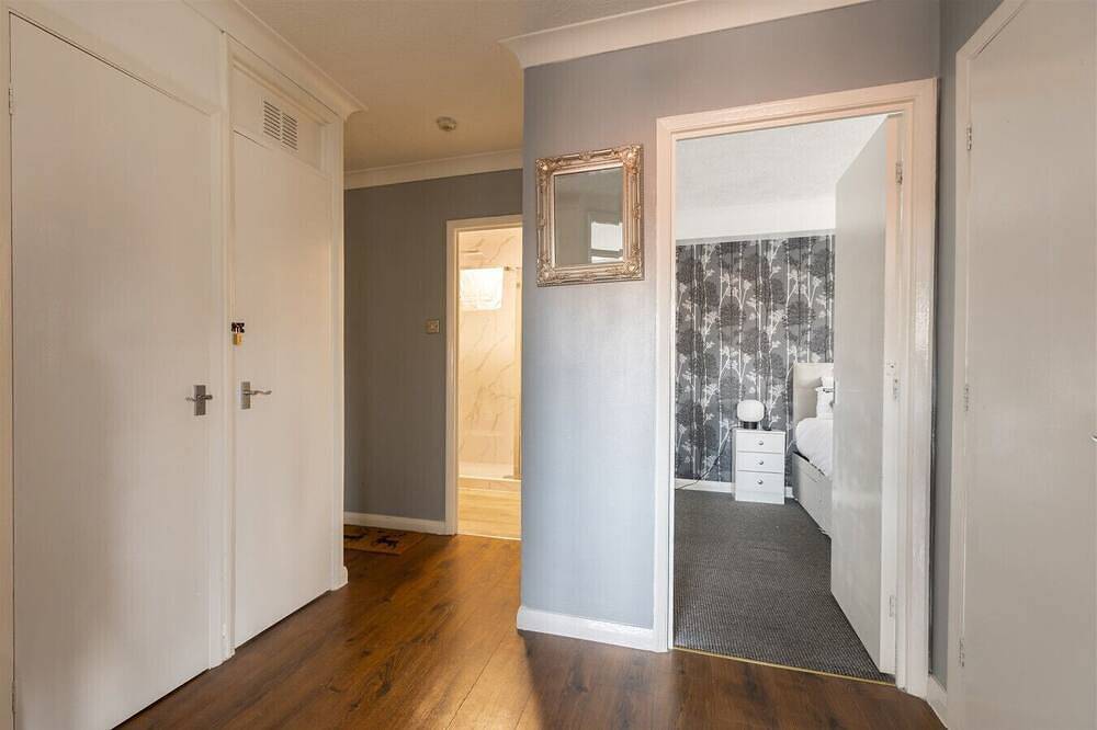 Appartement entier, Hullidays》`Old School` Penthouse Trinity Square in Kingston-upon-Hull, Yorkshire and the Humber