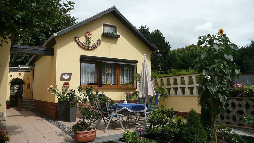 Ferienwohnung für 3 Personen, mit Balkon/Terrasse und Terrasse sowie Garten in Bad Frankenhausen