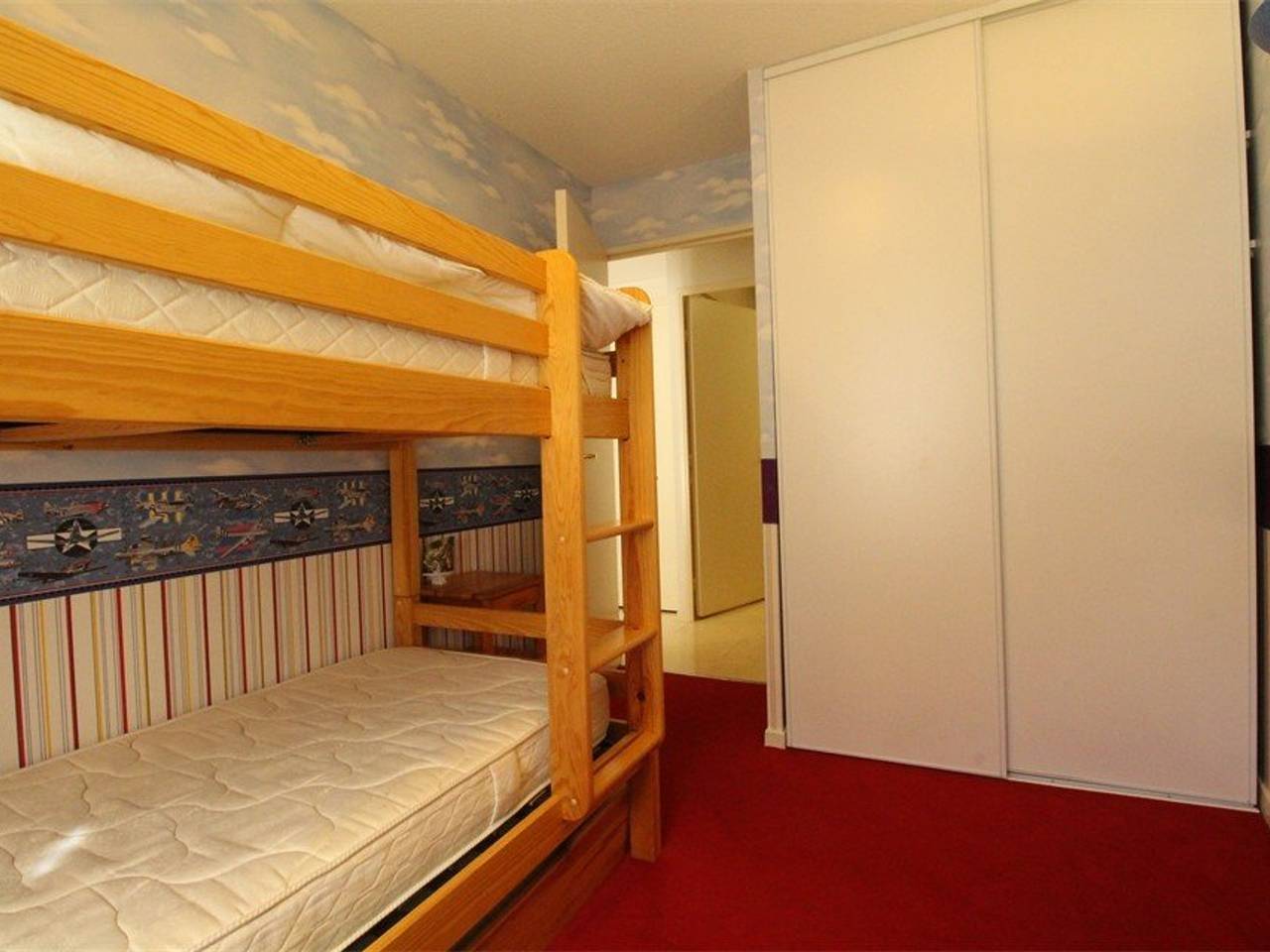 Appartement entier, Appart. central 6/7 pers. à Bagnères-de-Luchon avec parking et animaux admis in Luchon-Superbagnères, Bagnères-de-Luchon