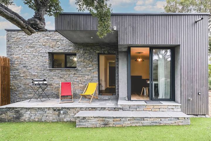 Gîte pour 6 personnes, avec jardin, adapté aux familles dans Pinarellu - 2