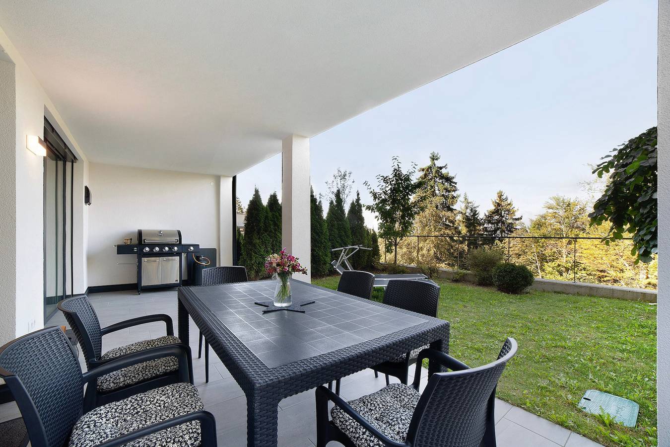 Ganze Wohnung, Ferienwohnung Panoramaresidence mit Bergblick, Garten und Grill in Hafling, Sarntaler Alpen