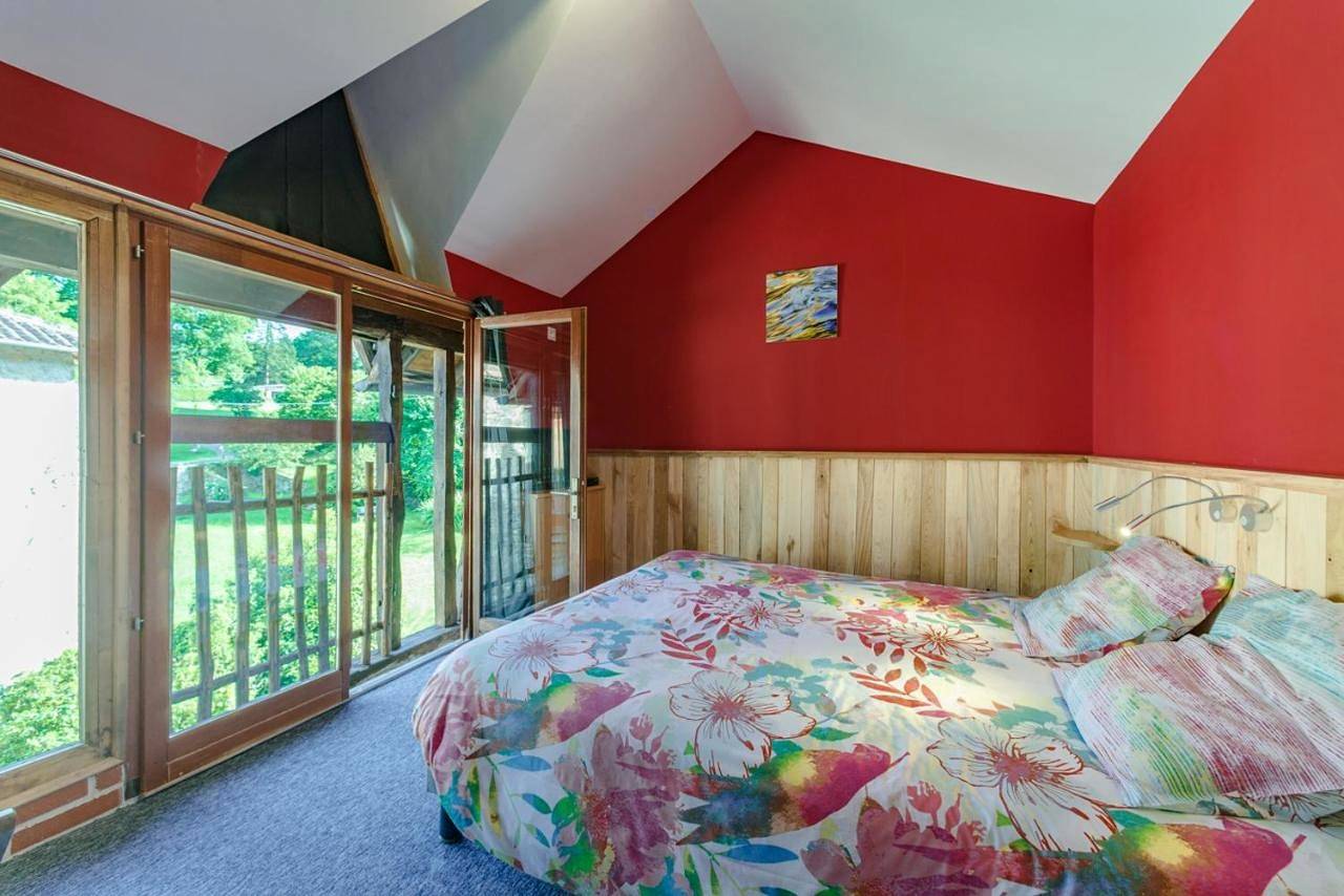 Deluxe Double Room with Shower in Saint-Priest-sous-Aixe, Région de Limoges