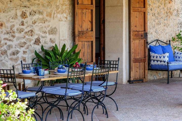 Ferienhaus Fonoll mit Bergblick, Pool, Wlan, Terrasse und Garten in Maria de la Salut, Mallorca Inselmitte
