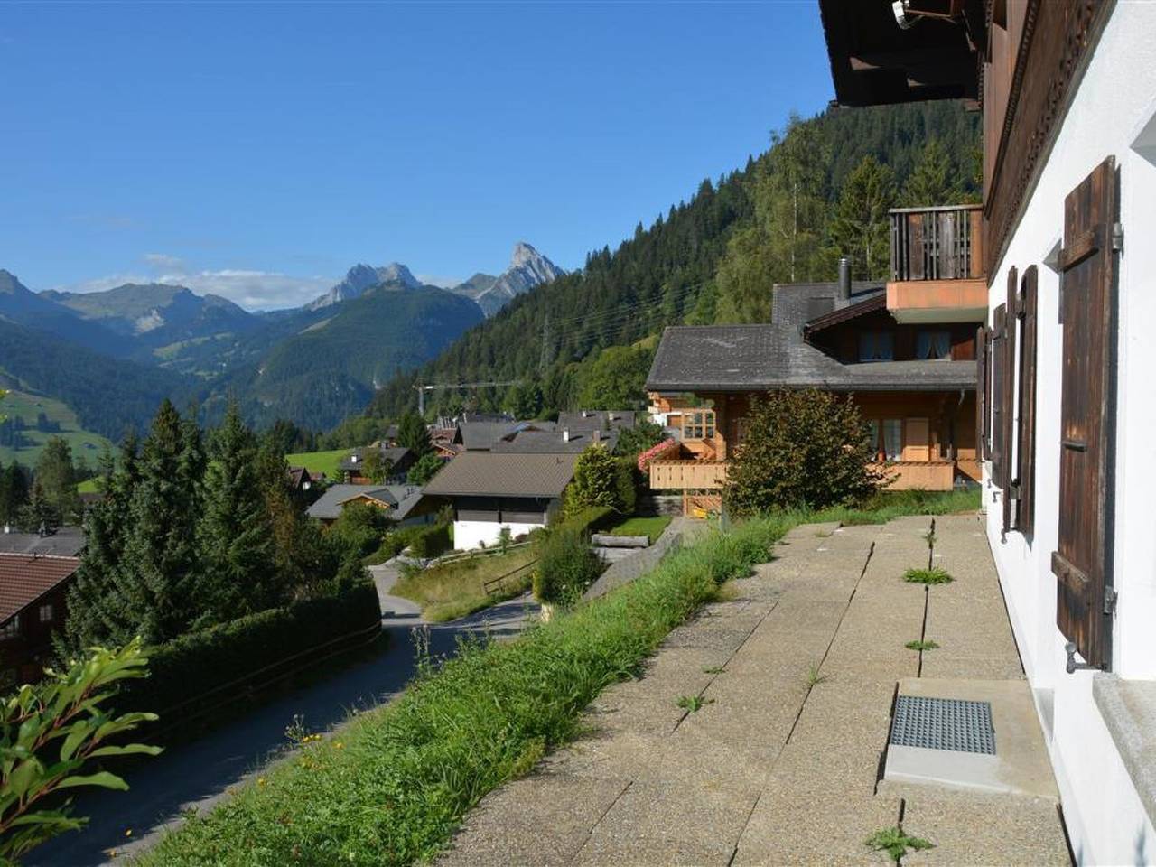 Ganze Wohnung, Kitty (Parterre) in Saanenmöser, Saanen