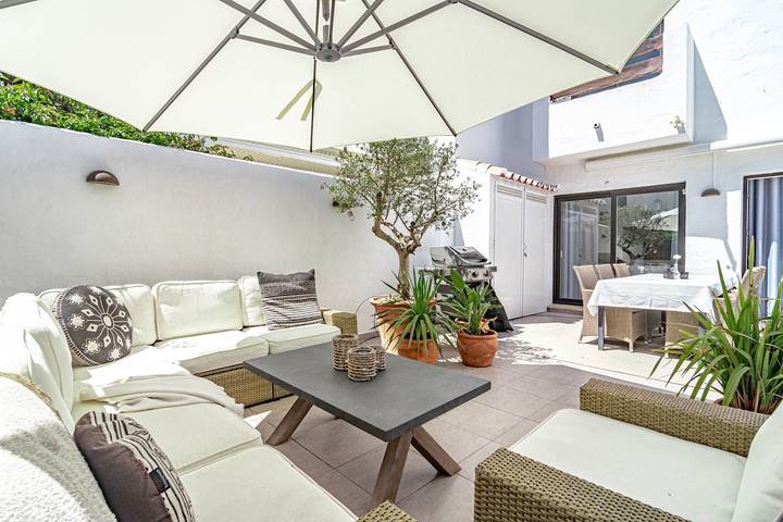 Holiday rental for 5 people, with garden and terrace as well as pool, with pets in San Pedro Alcantara