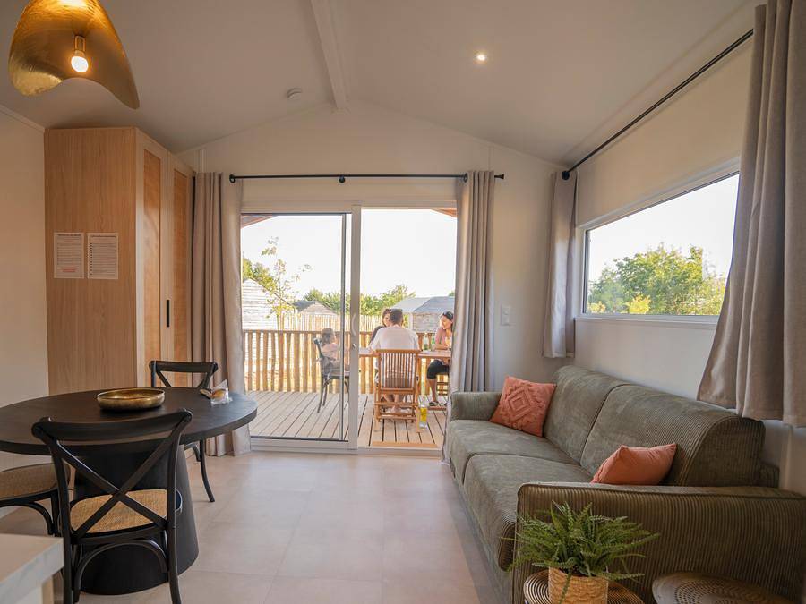 Damona Lodges - Lodge 4 personen - Lodge Ethnique (zonder spa) 1 slaapkamer + slaapbank woonkamer, foto 12
