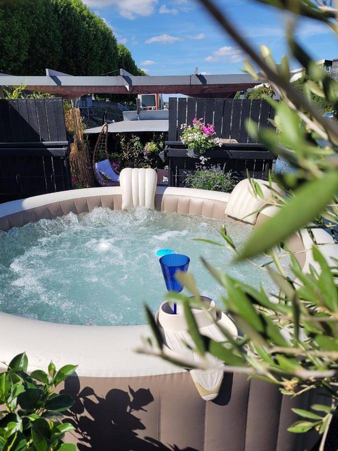 Location de vacances pour 2 personnes, avec terrasse et vue à Villeneuve-la-Garenne - 4