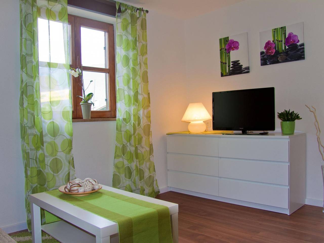 Ganze Wohnung, Appartement mit Terrasse in Bayerisch Gmain, Bayerische Alpen