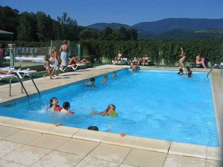 Tente pour 4 personnes, avec Bassin pour enfant et Piscine dans l' Ariège - 3