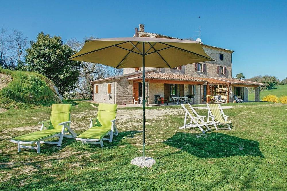 3 bedroom cozy home in Pesaro in Pesaro, Valle del Metauro