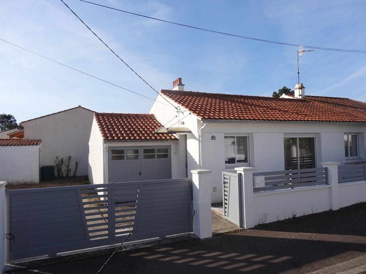 Maison confortable près de la plage, au calme, idéale pour des vacances en famille in L'Aiguillon-la-Presqu'île, Vendée